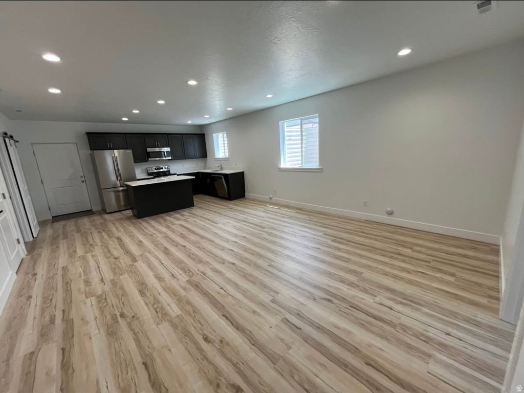 2396 E BOXWOOD LN Eagle Mountain, UT 84005