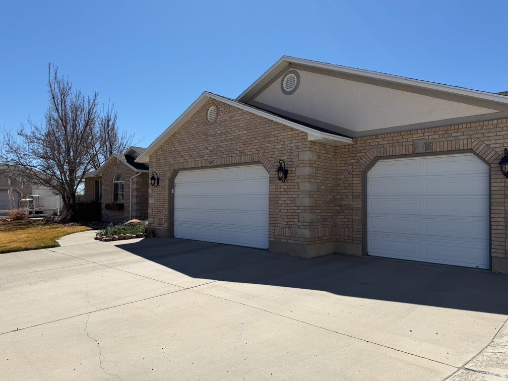 1697 W 2450 N Vernal, UT 84078