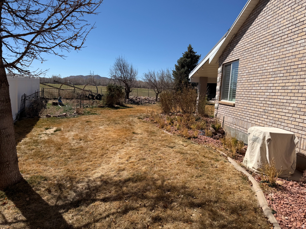 1697 W 2450 N Vernal, UT 84078