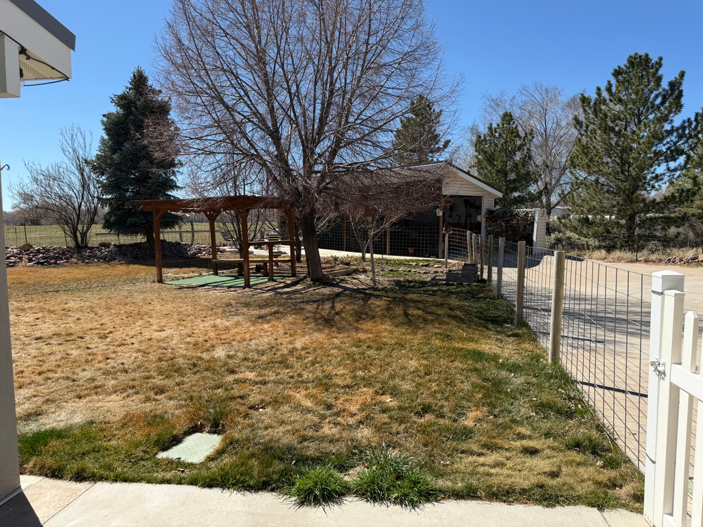 1697 W 2450 N Vernal, UT 84078