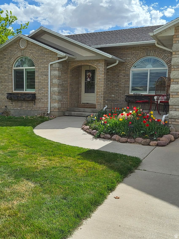 1697 W 2450 N Vernal, UT 84078