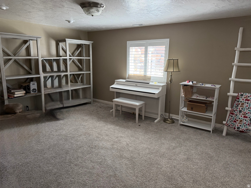 1697 W 2450 N Vernal, UT 84078