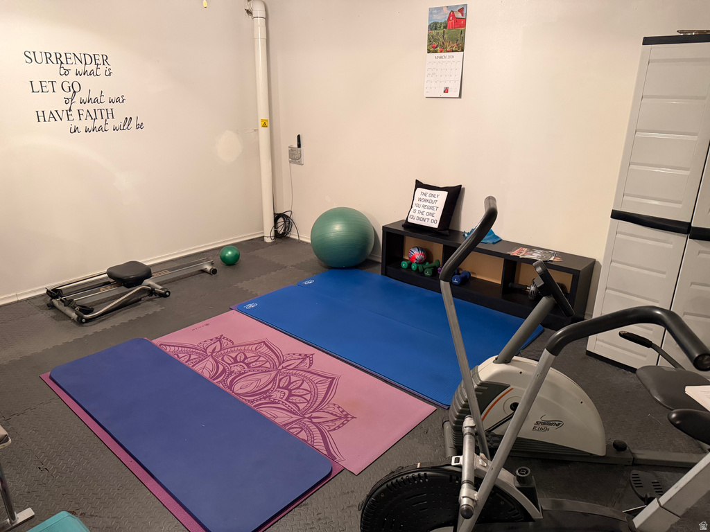 1697 W 2450 N Vernal, UT 84078