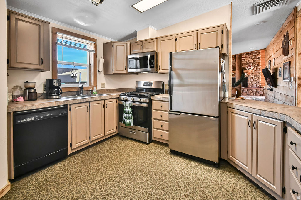 290 N 300 W Koosharem, UT 84744