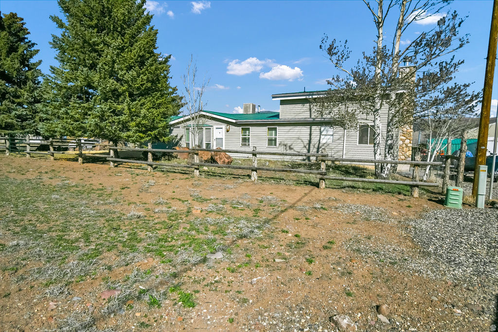 290 N 300 W Koosharem, UT 84744