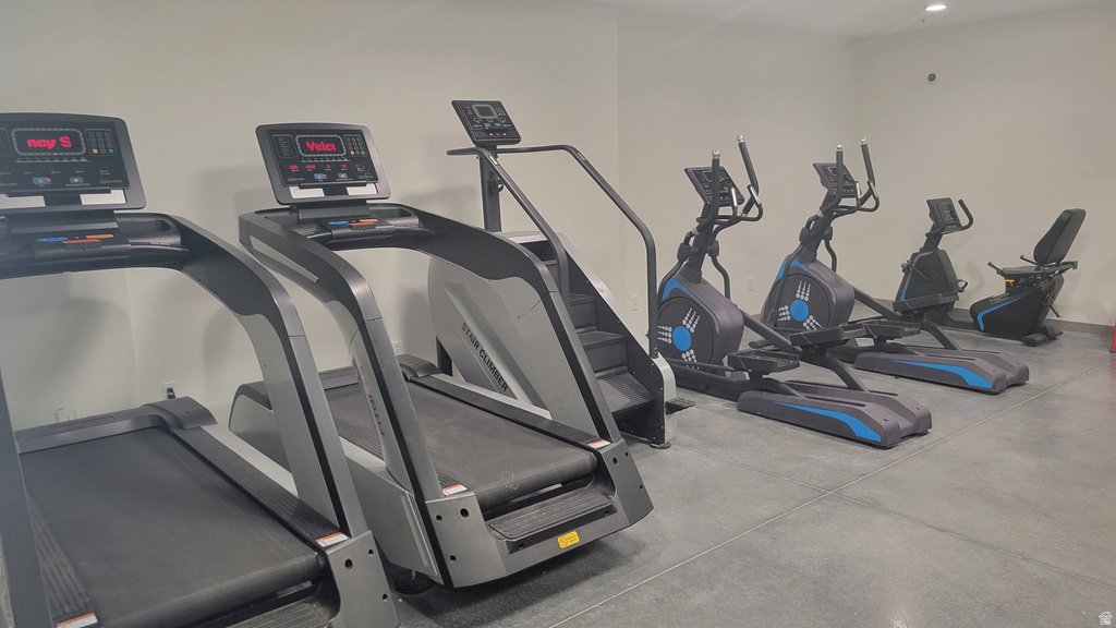 2101 N MAIN ST #309 Sunset, UT 84015