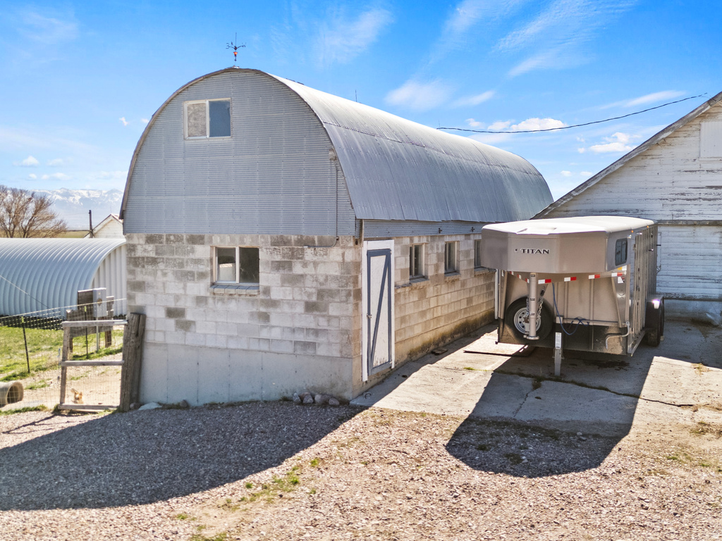 958 S HIGHWAY 36 Weston, ID 83286