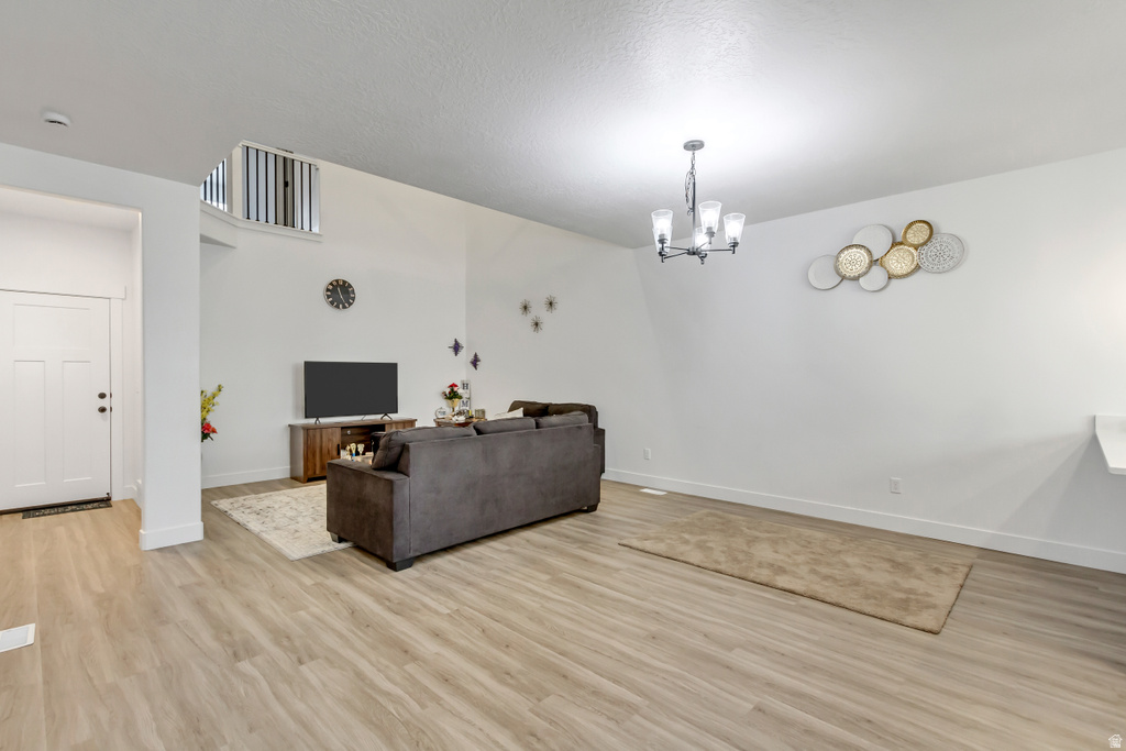 1341 N 3960 W Lehi, UT 84048