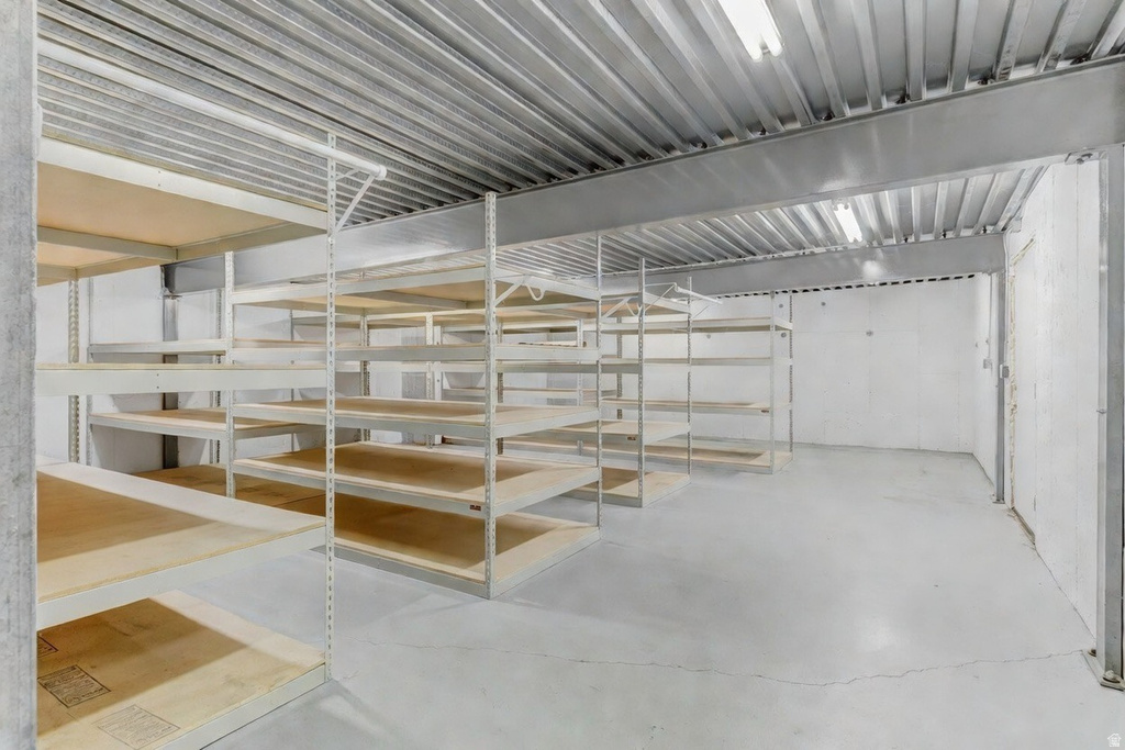 1210 ELK HOLLOW ROAD RD North Salt Lake, UT 84054