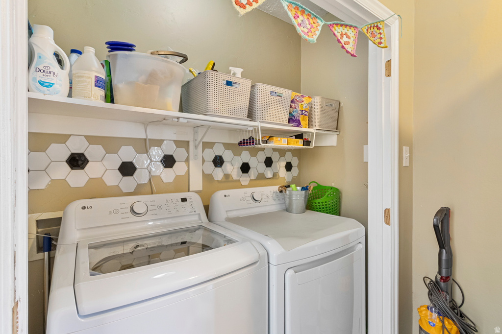 2713 S HIGHLAND DR Salt Lake City, UT 84106