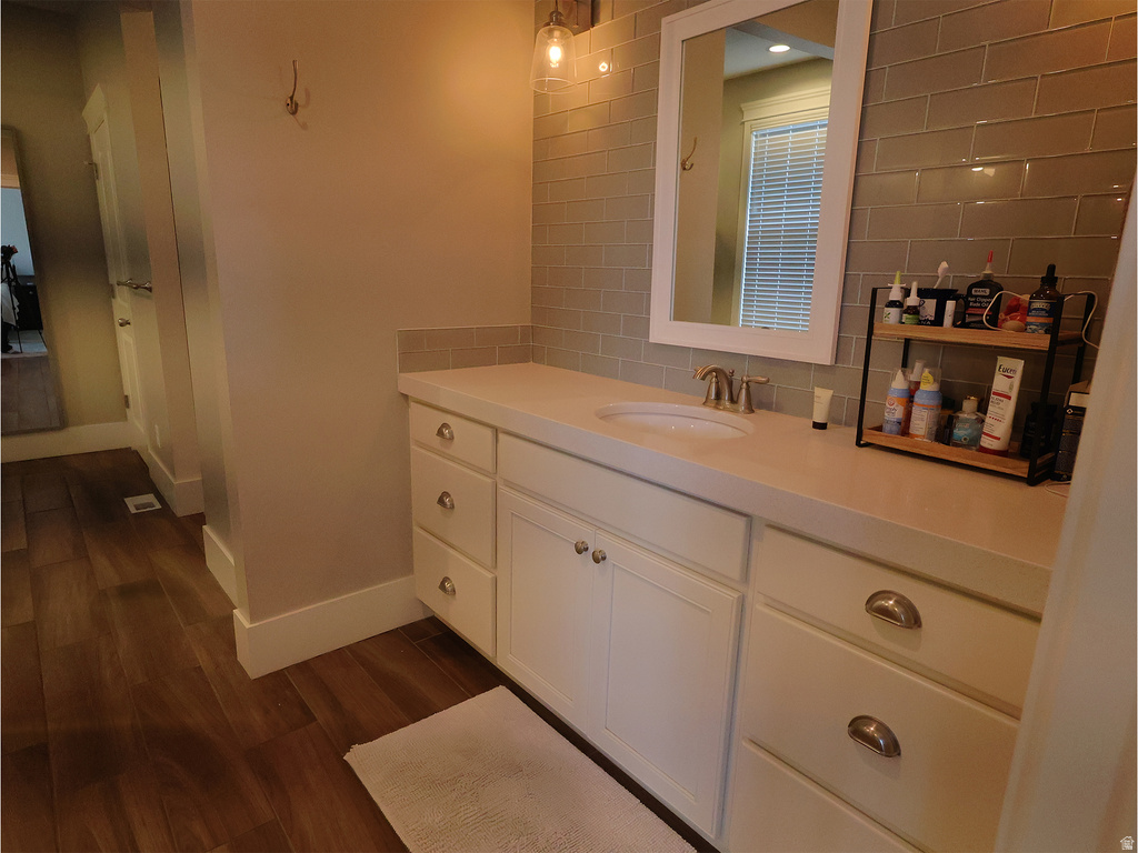 10993 S OQUIRRH RD South Jordan, UT 84009