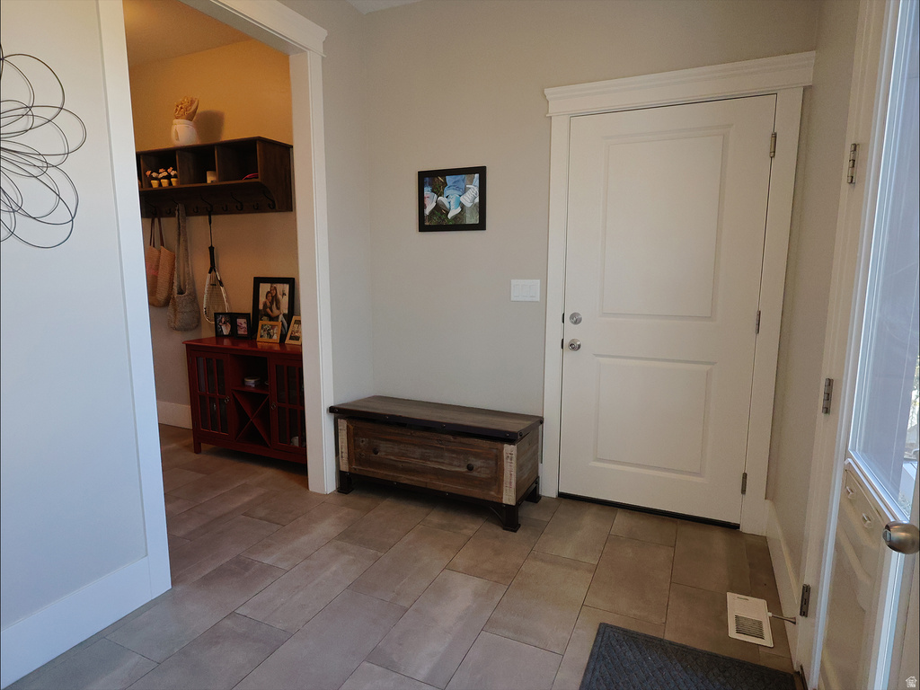 10993 S OQUIRRH RD South Jordan, UT 84009