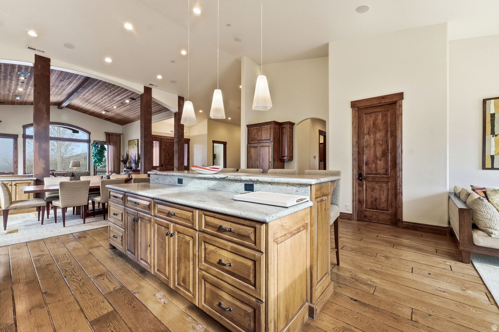 35 HIDDEN OAKS LN Park City, UT 84060