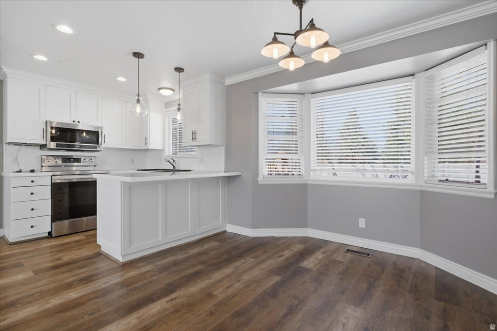 639 E CALNETTE DR Sandy, UT 84070