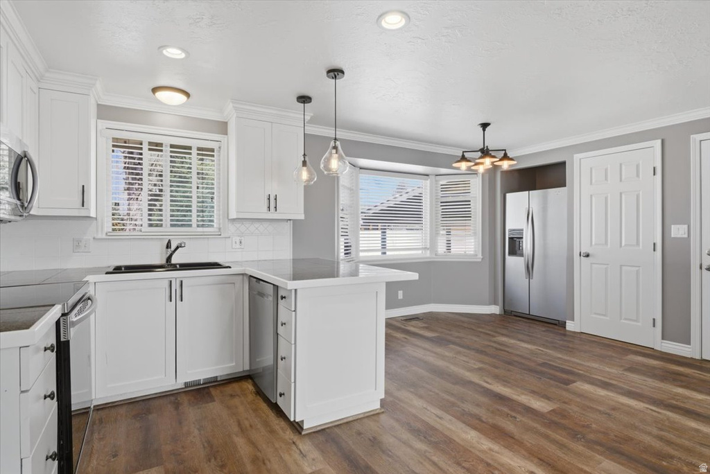 639 E CALNETTE DR Sandy, UT 84070