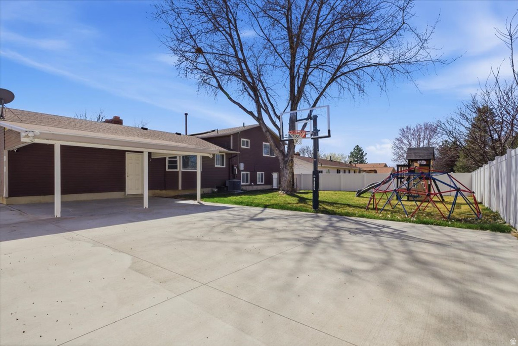 639 E CALNETTE DR Sandy, UT 84070