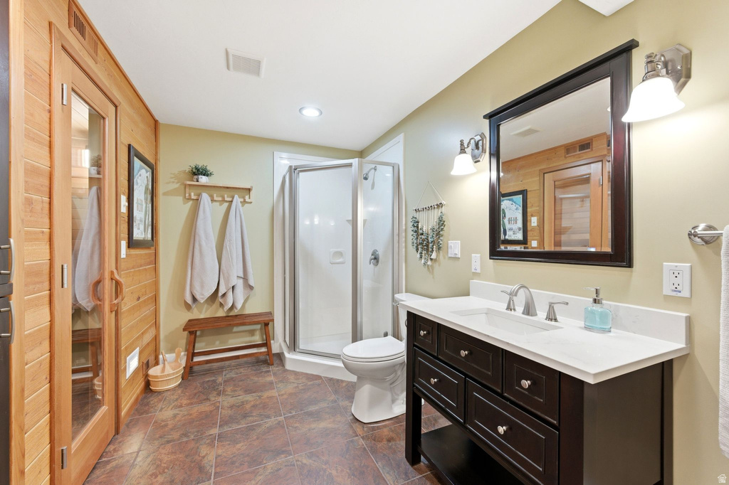 6577 S HIGH BLUFF DR West Valley City, UT 84118