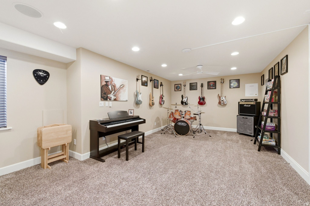 6577 S HIGH BLUFF DR West Valley City, UT 84118