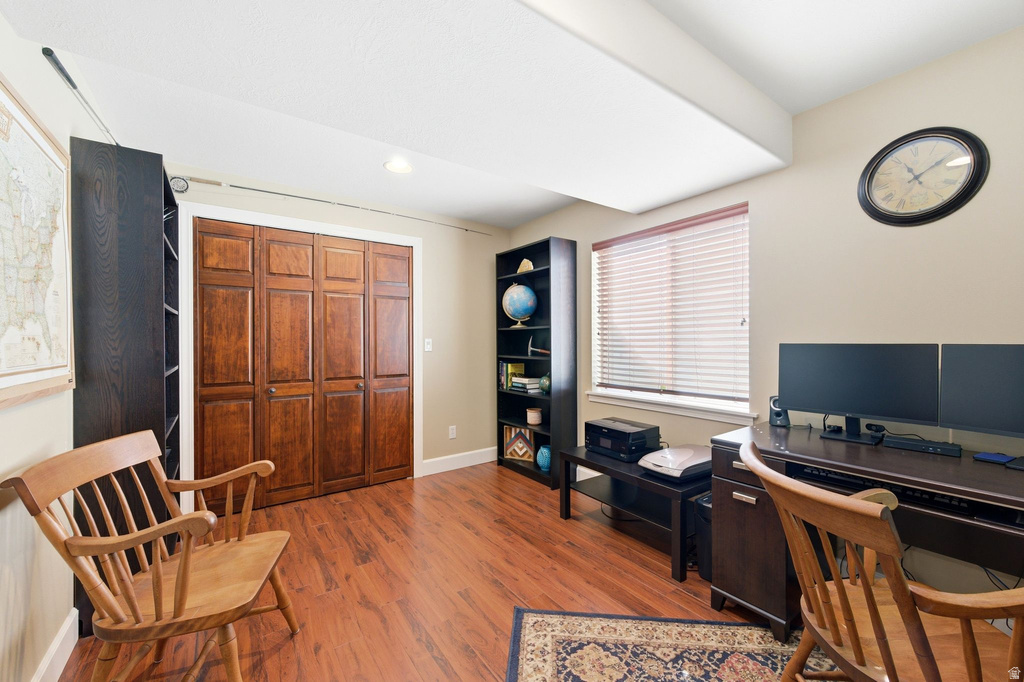 6577 S HIGH BLUFF DR West Valley City, UT 84118