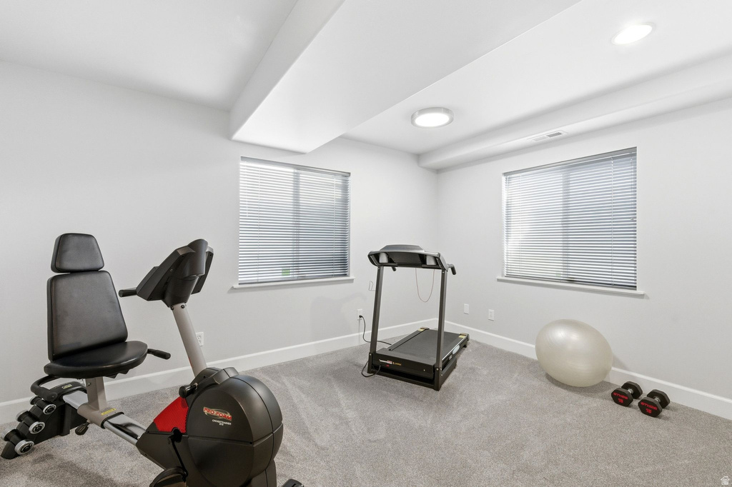 6577 S HIGH BLUFF DR West Valley City, UT 84118