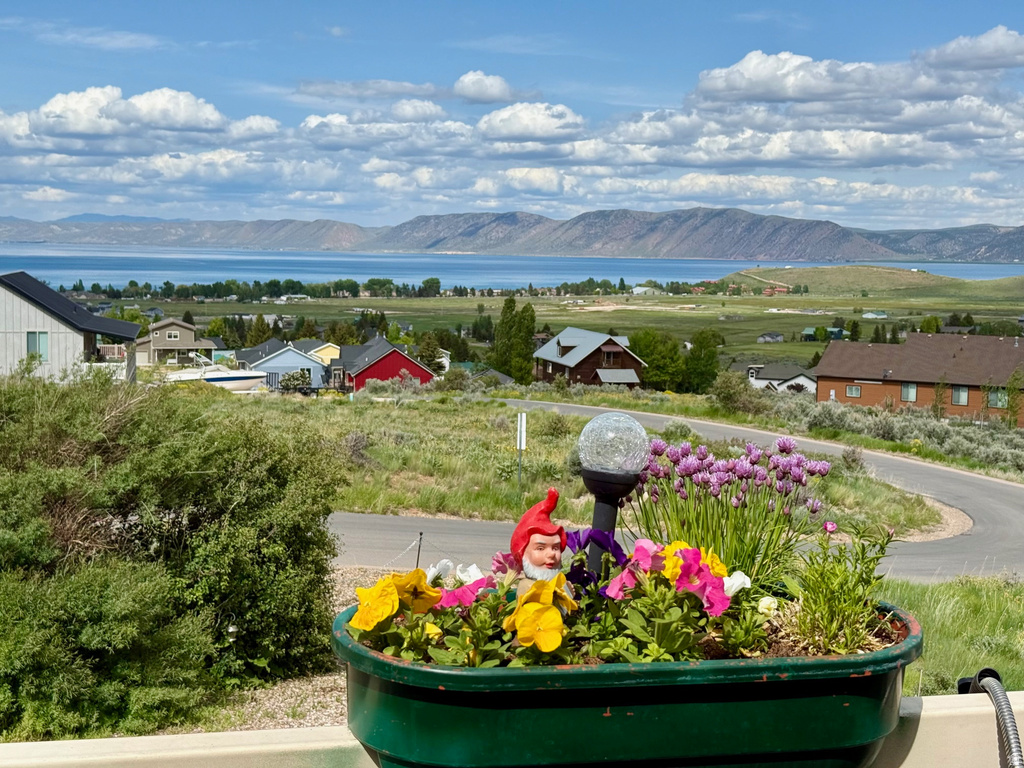 2780 S BUNCH GRASS DR #16 Garden City, UT 84028