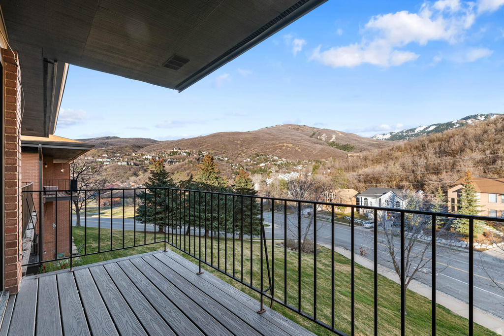 2115 S RIDGEWOOD WAY Bountiful, UT 84010