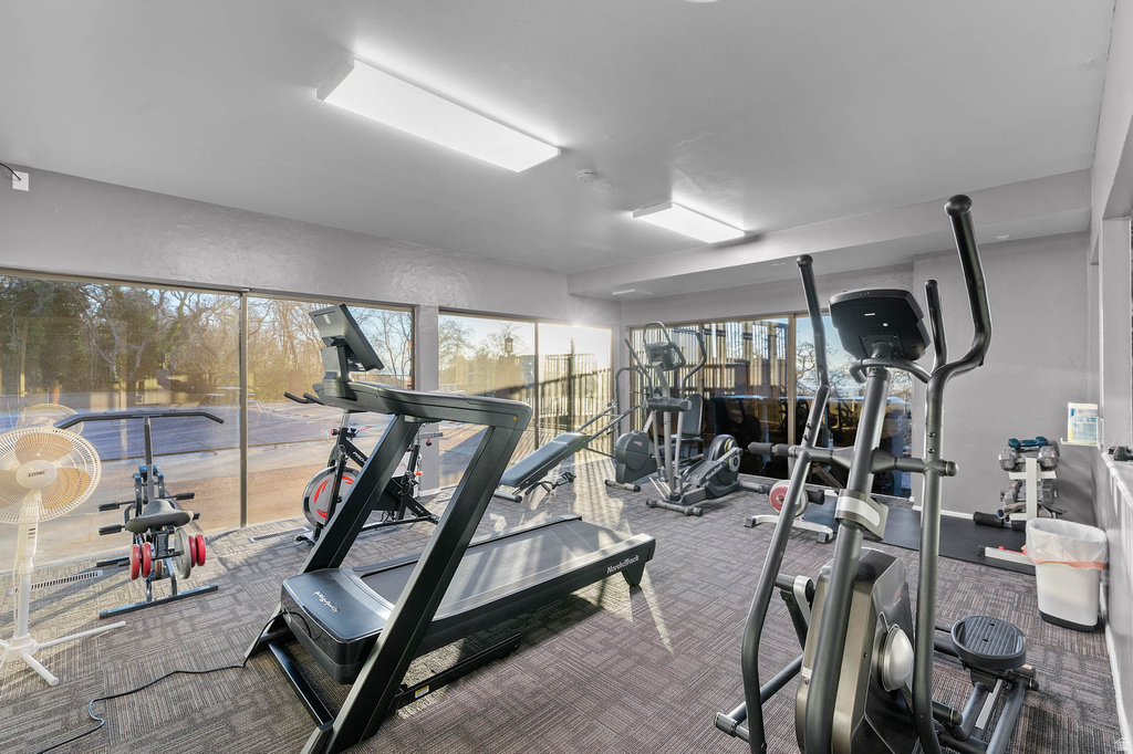 2115 S RIDGEWOOD WAY Bountiful, UT 84010