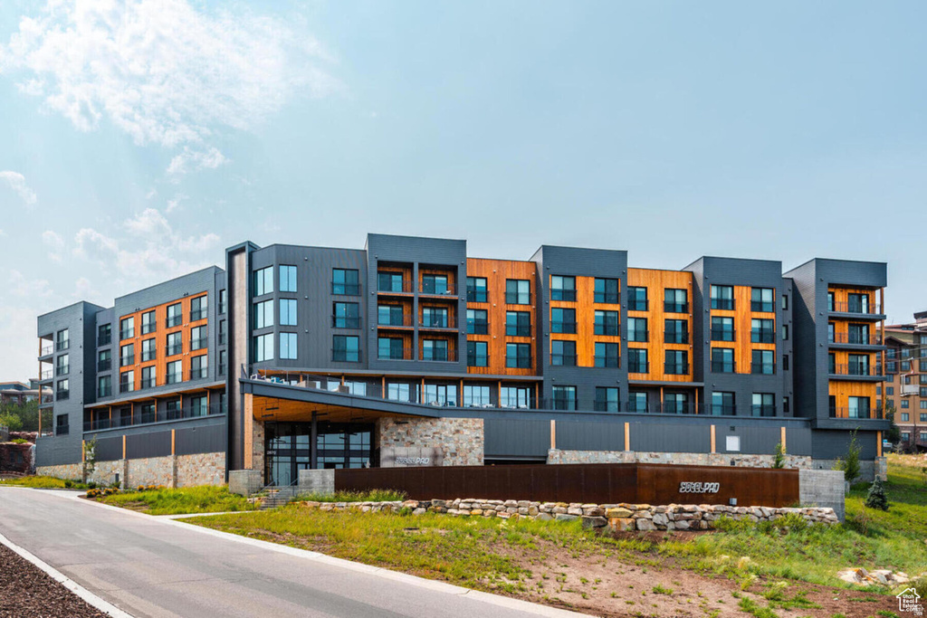 2670 W CANYONS RESORT DR #410 #410 Park City, UT 84098