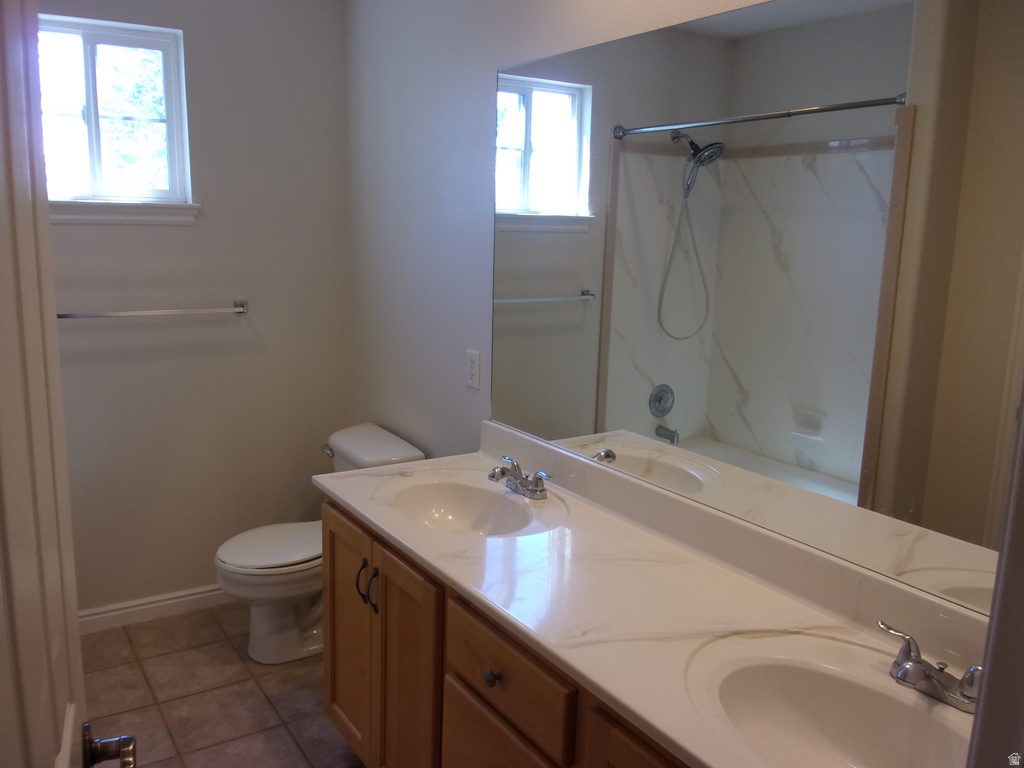 902 E HAMLET CIR Midway, UT 84049