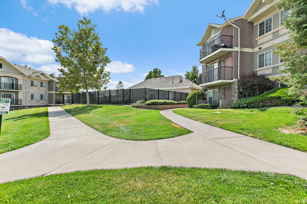 2118 N AURORA WAY #G2 Saratoga Springs, UT 84045