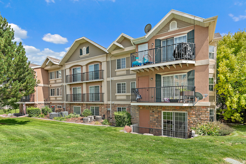 2118 N AURORA WAY #G2 Saratoga Springs, UT 84045