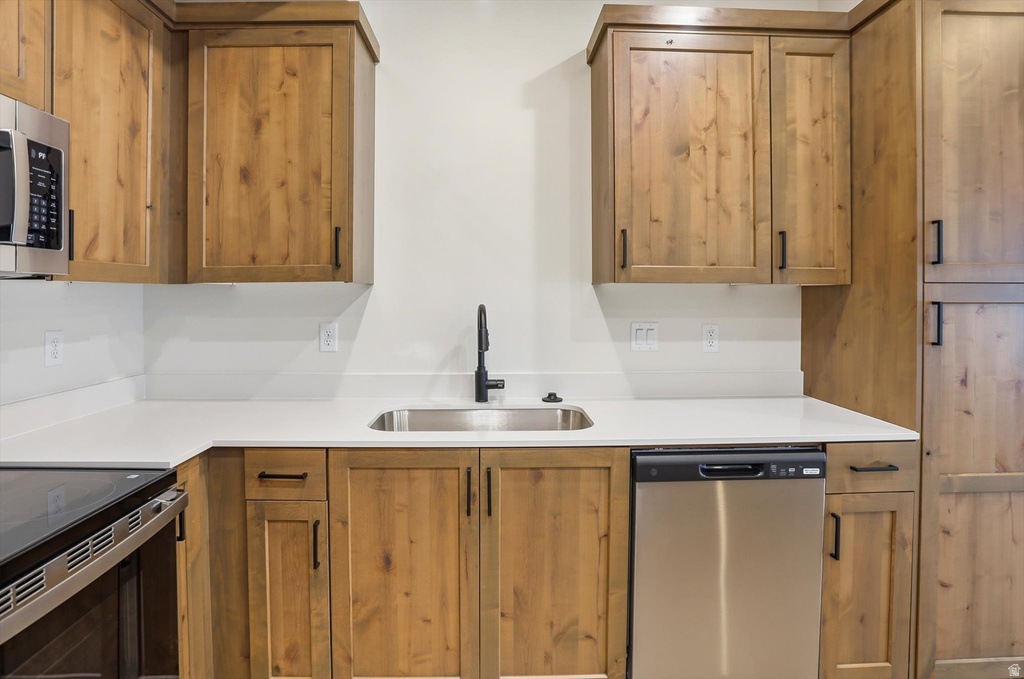 1263 S 985 E Ogden, UT 84404