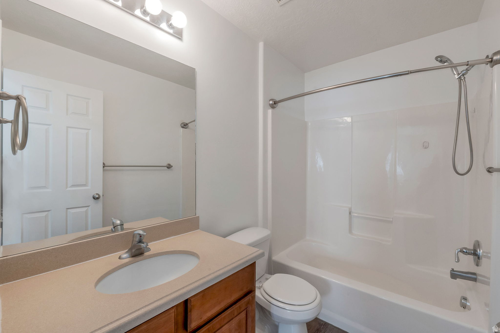 4519 E BRIDLEWAY RD Eagle Mountain, UT 84005