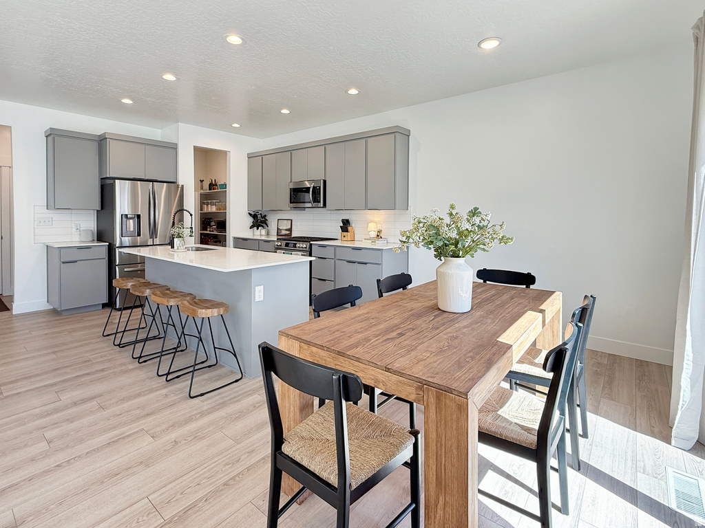 739 W POWDERWOOD LN Mapleton, UT 84664