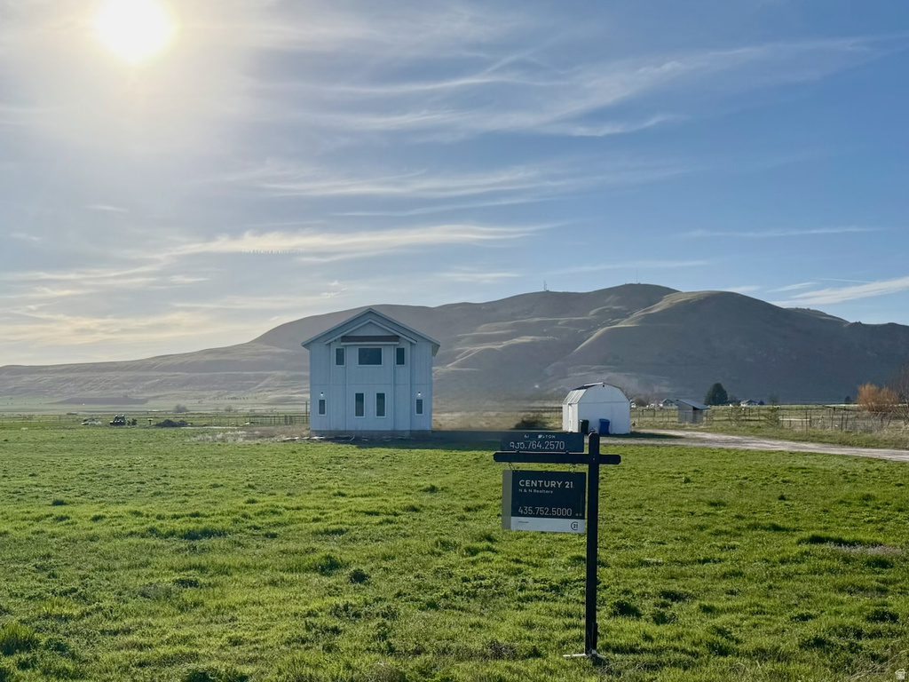 1445 S 800 E Trenton, UT 84338