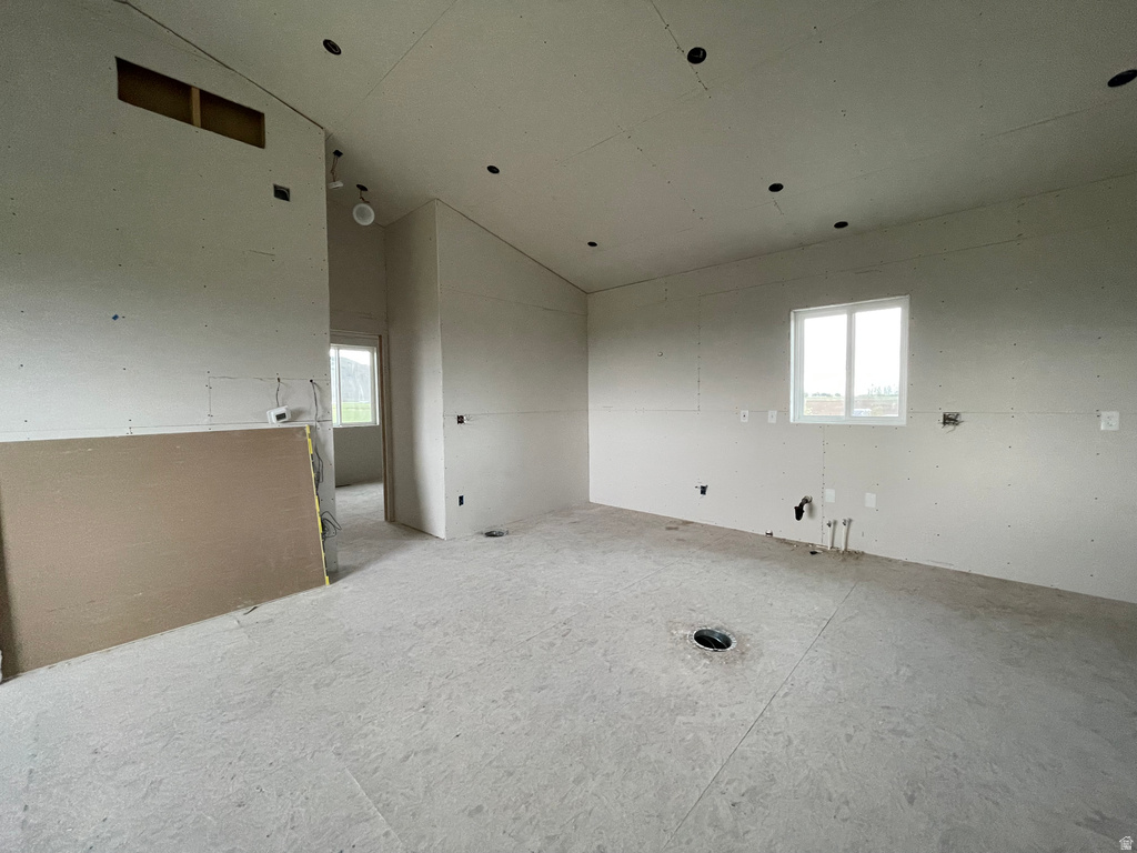 1445 S 800 E Trenton, UT 84338
