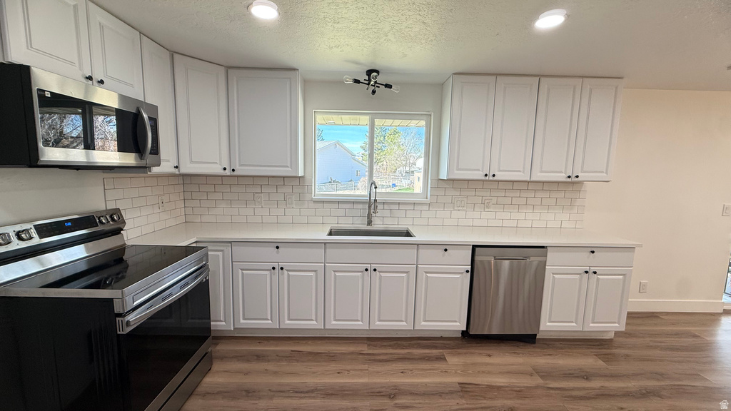 9088 S JULIE ANN WAY West Jordan, UT 84088