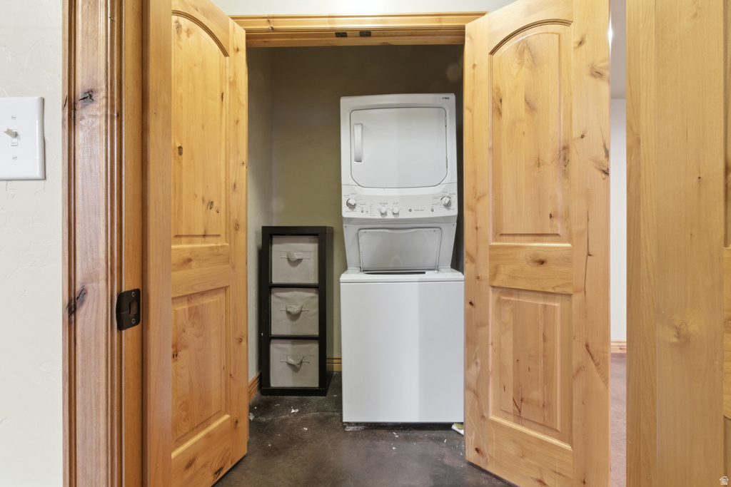 15766 S GUNSTOCK DR Bluffdale, UT 84065