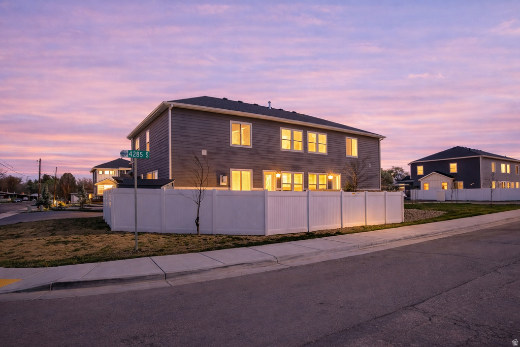 4268 S STEELE CREEK CT Millcreek, UT 84107