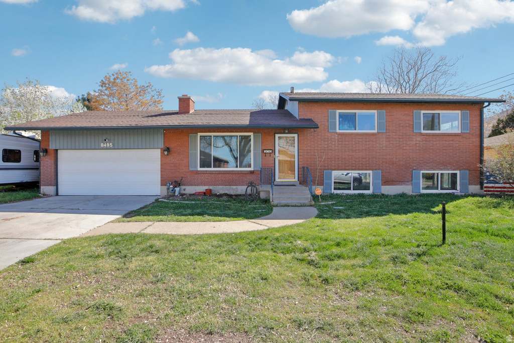 8495 W 3370 S Magna, UT 84044