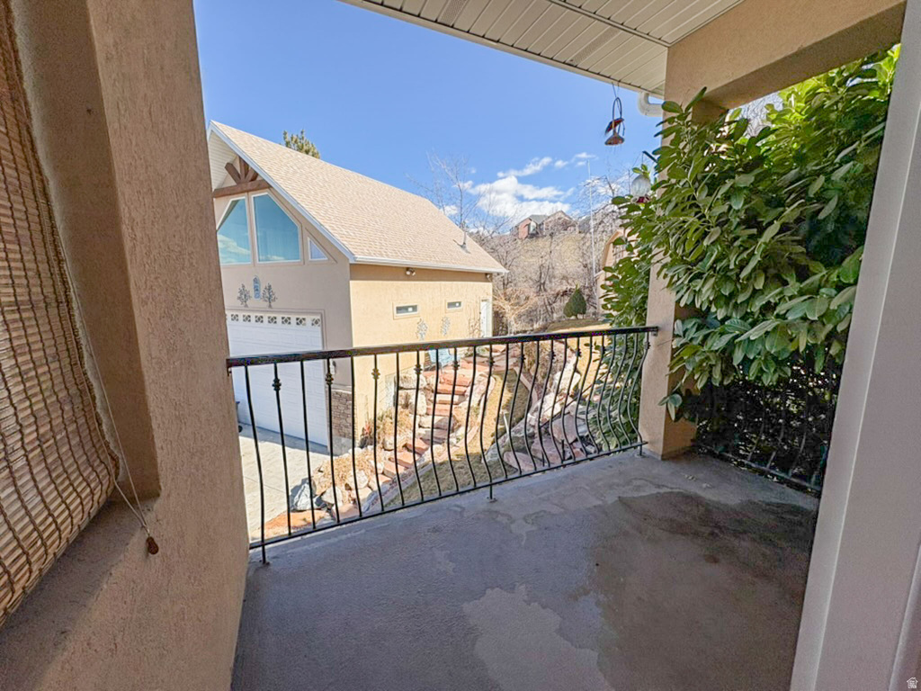 610 MEADOWLARK LN Bountiful, UT 84010