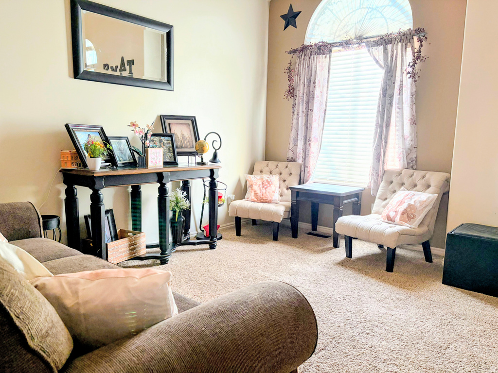 4082 W 4875 S Roy, UT 84067