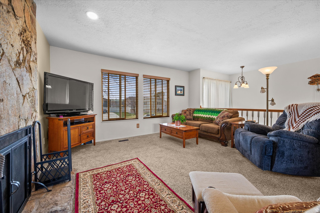 276 W VIRGINIA AVE Harrisville, UT 84404