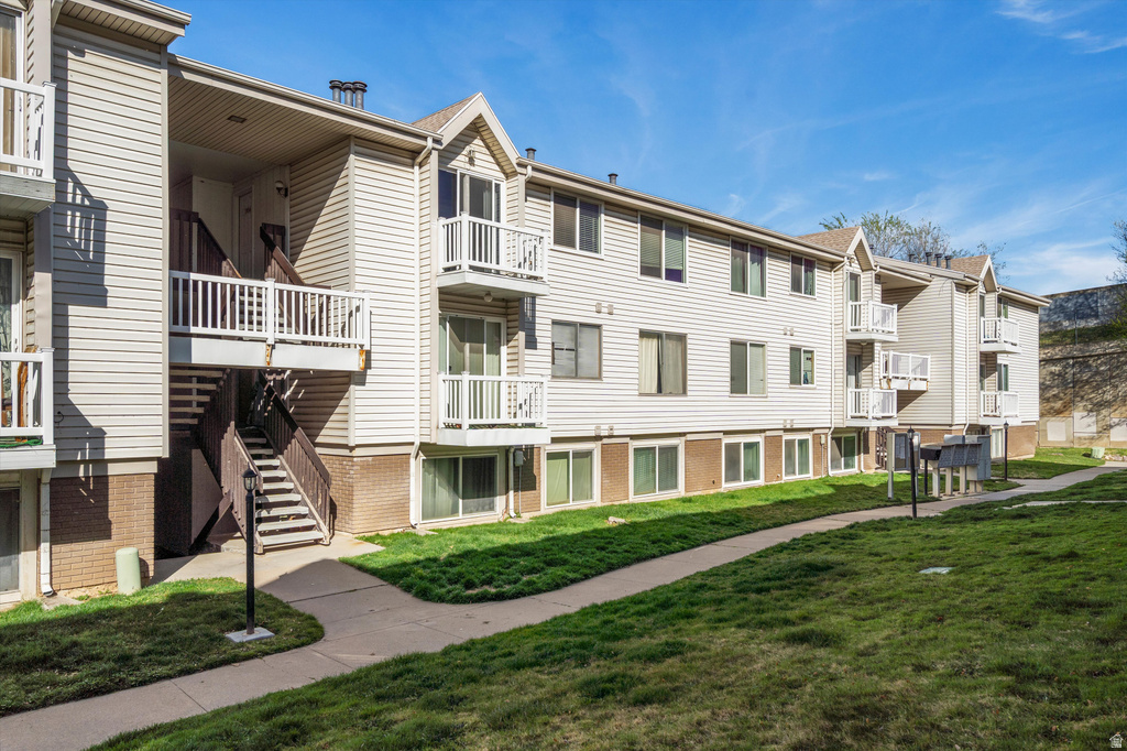 2656 W 5625 S Roy, UT 84067