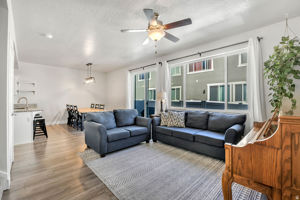 4383 E FELL PONY CT Eagle Mountain, UT 84005