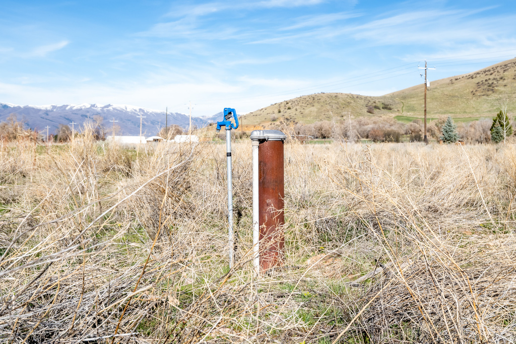 9783 E HIGHWAY 39 Huntsville, UT 84317