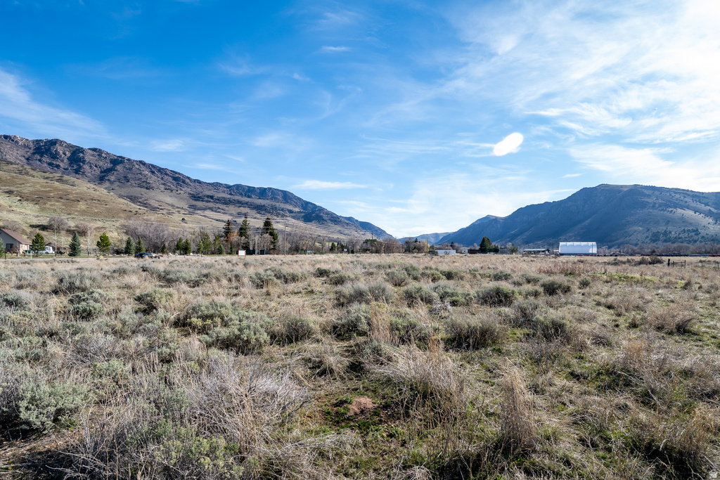 9783 E HIGHWAY 39 Huntsville, UT 84317