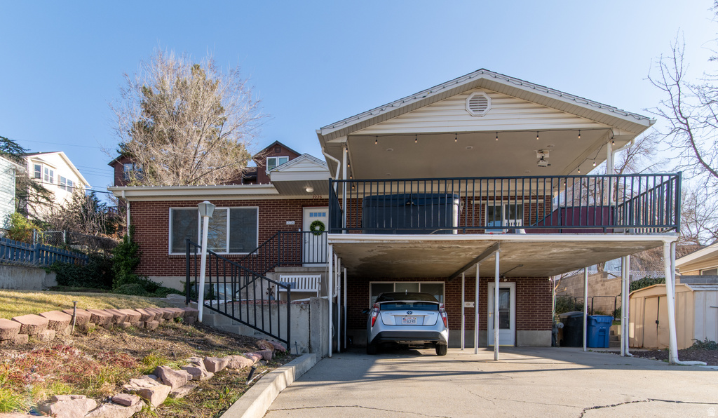 2226 E CASTLE HILL AVE Cottonwood Heights, UT 84121