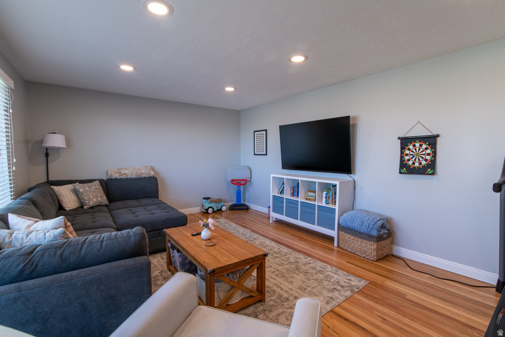 2226 E CASTLE HILL AVE Cottonwood Heights, UT 84121