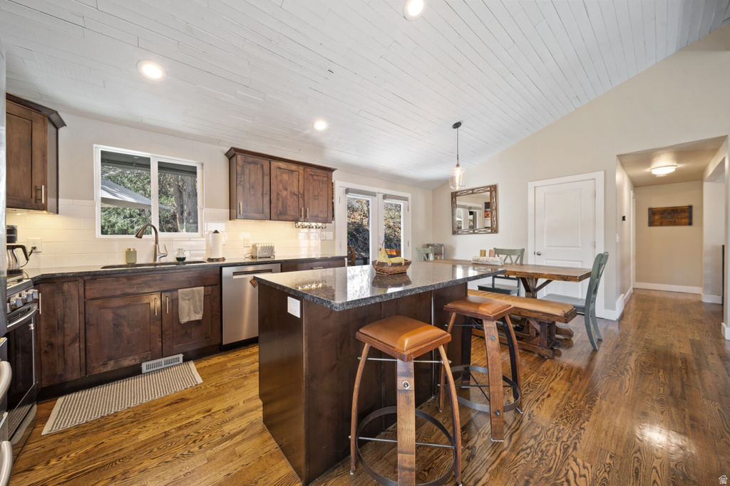 1145 PINECREST CANYON RD Salt Lake City, UT 84108